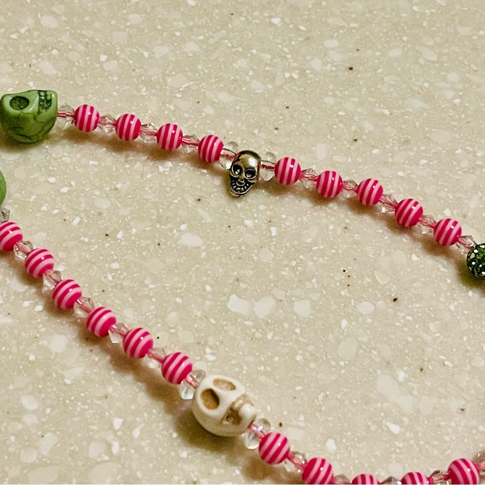 Phone String!! Skull 💀 & 💕 - Picture 5 of 6